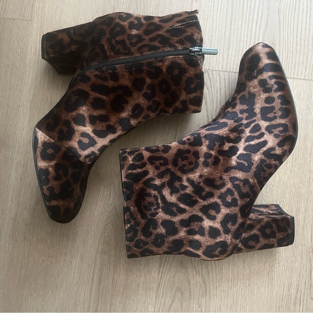 Leopard Print Ankle Booties in Brown and Black - Side Zip Block Heel TORRID SHOE